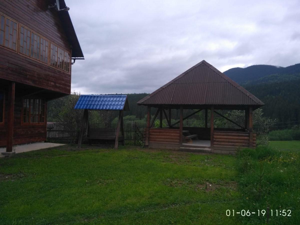Appartamento Під Явором Vorokhta Esterno foto